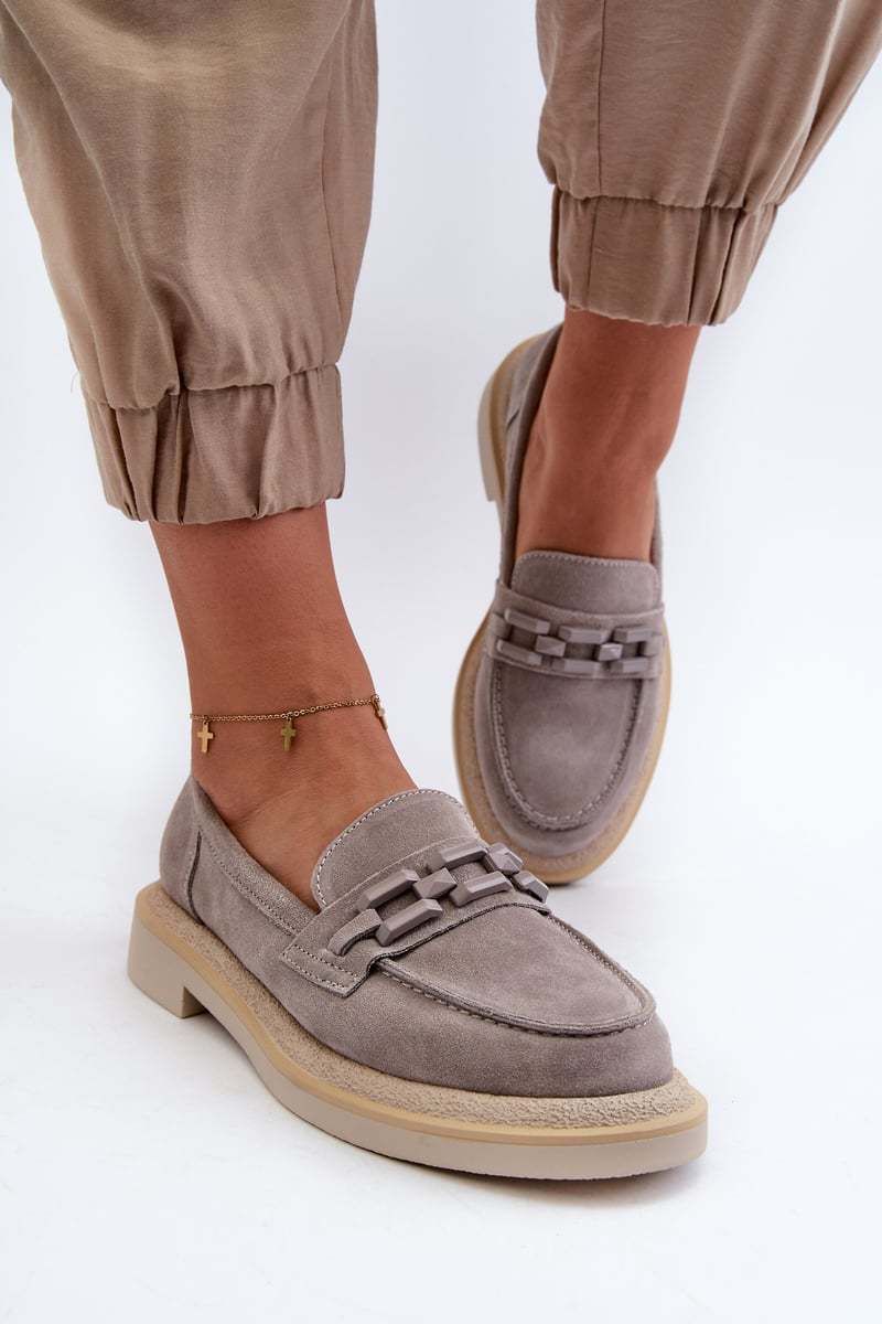 Women's suede loafers with flat heels with D&A embellishment grey