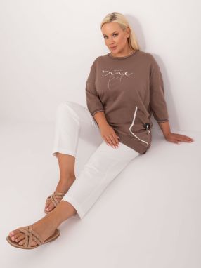 Brown blouse in a larger size with 3/4 sleeves