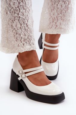 White patent leather pumps with chunky heels from Halmina