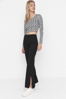 Pletené nohavice Trendyol Black Wideleg Slit