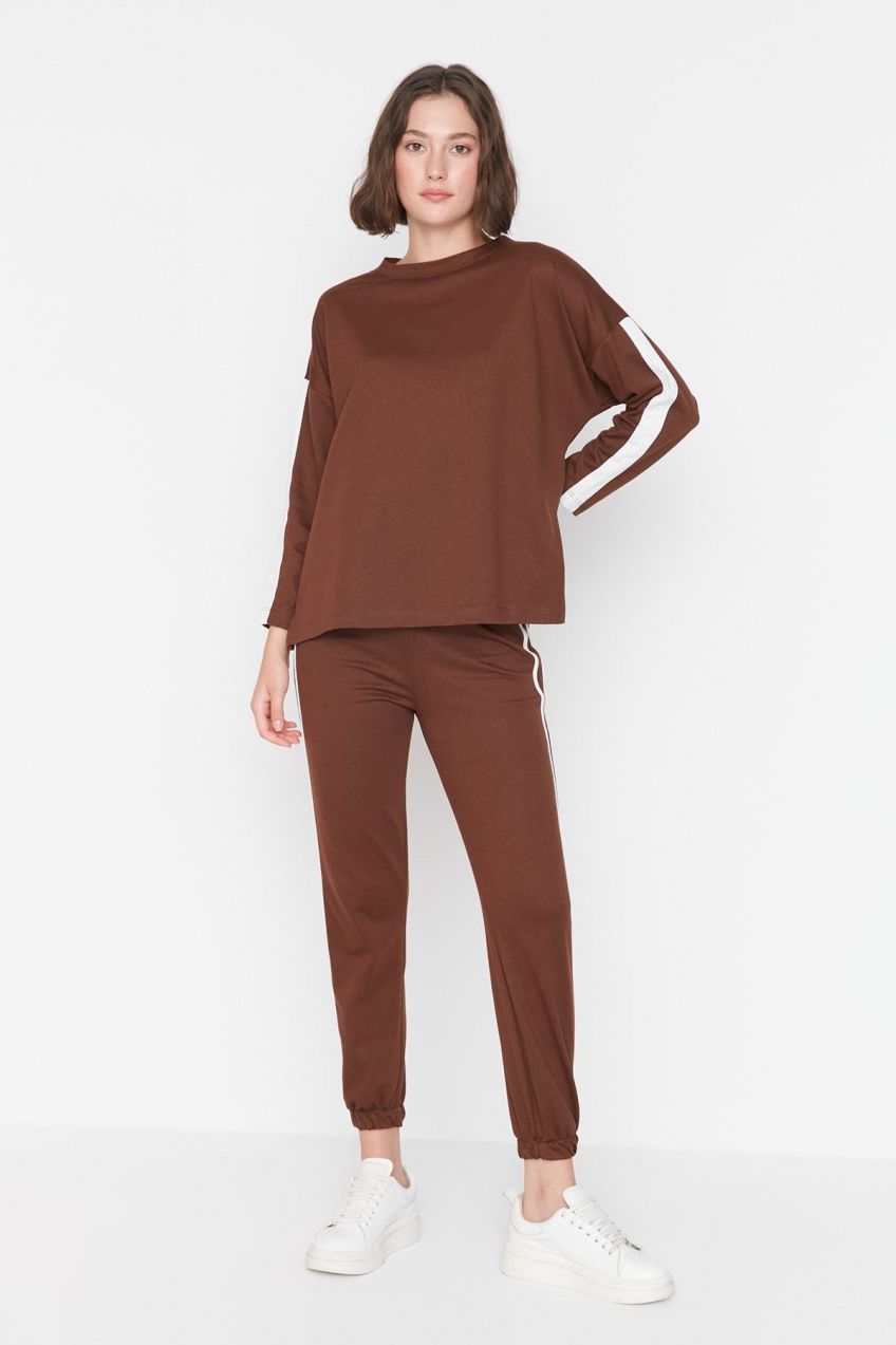 Trendyol Brown Stripe Detailed Thin Knitted Tracksuit Set