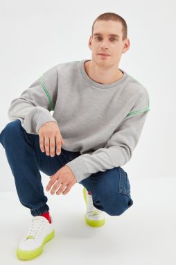Trendyol Gray Men's Oversize Crew Neck Piping Detailed Knitwear Sweater