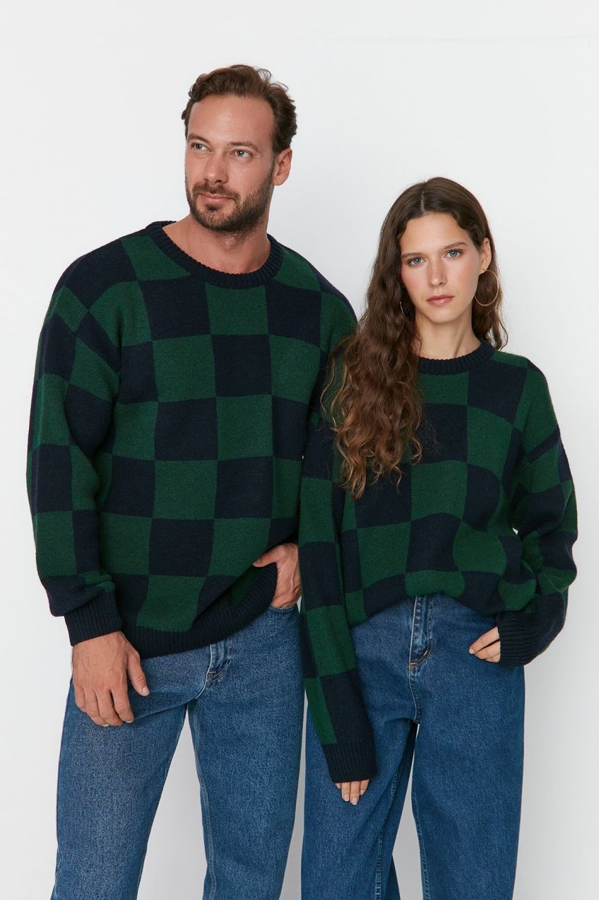 Trendyol Multicolor Unisex Oversize Wide Fit Crew Neck Checked Knitwear Sweater