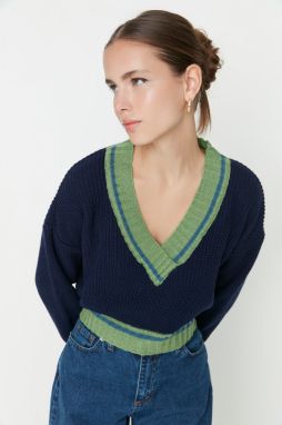 Trendyol Navy Blue Crop V-Neck Knitwear Sweater