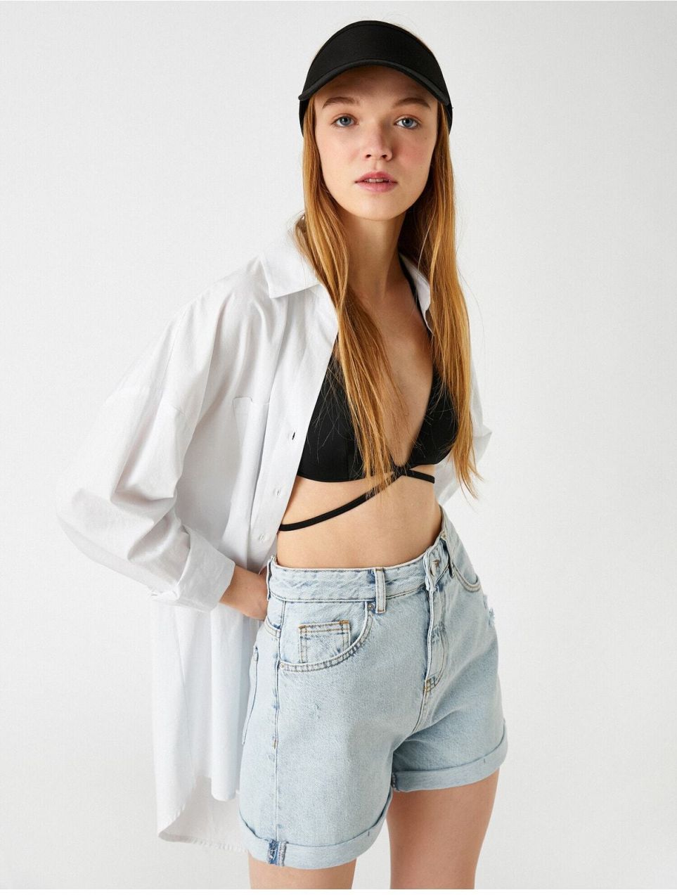 Koton Women's Destroyed Pocket Denim Shorts 2sal 40026md