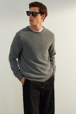 Trendyol Limited Edition Dark Grey Regular Fit Crew Neck Wool Basic Knitwear Sweater