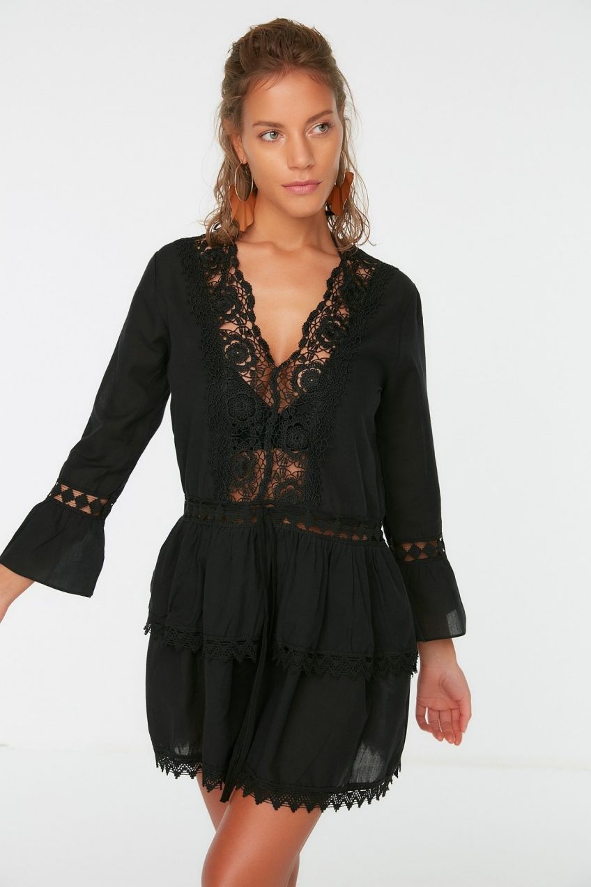 Dámske šaty Trendyol Lace detailed