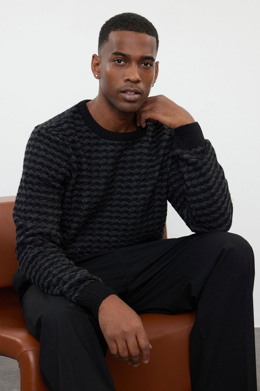 Trendyol Black Slim Crew Neck Textured Knitwear Sweater