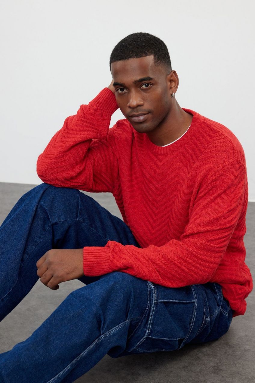 Trendyol Red Regular Crew Neck Textured Knitwear Sweater