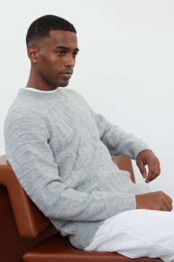 Trendyol Gray Regular Crew Neck Textured Knitwear Sweater