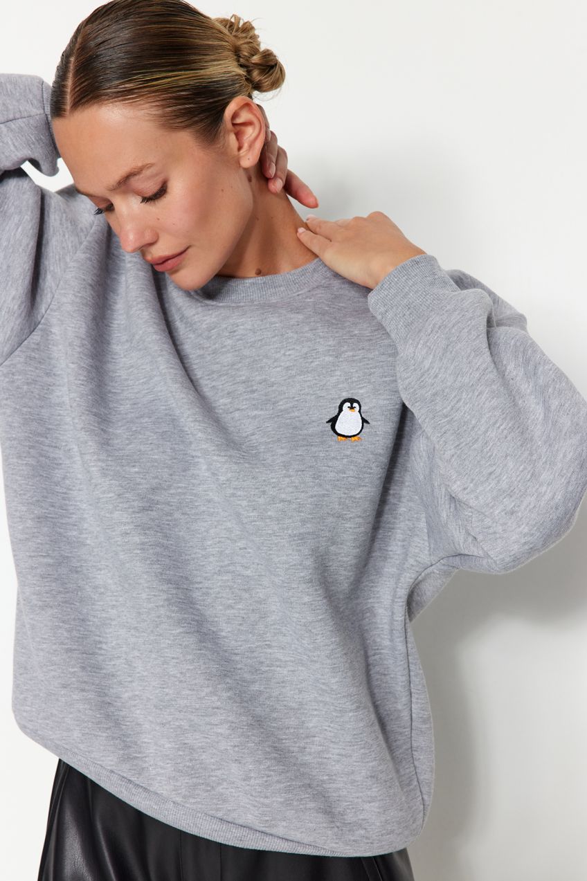 Trendyol Gray Animal Embroidered Regular/Normal Fit Thick Inside Fleece Knitted Sweatshirt