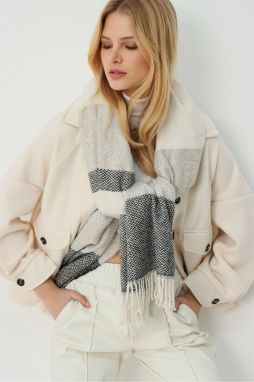 Trend Alaçatı Stili Women Ecru Wool Blended Patterned Shawl