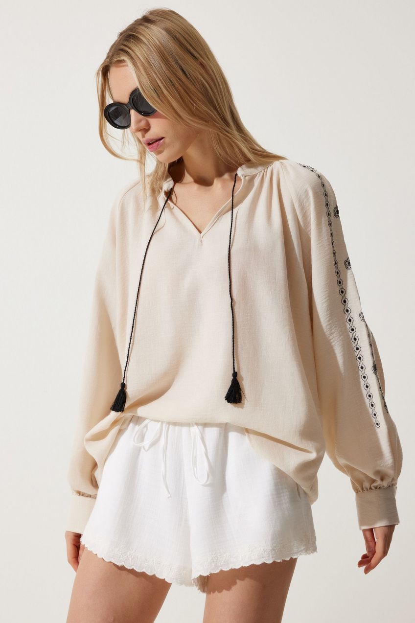 Happiness İstanbul Women's Cream Embroidered Oversize Linen Blouse
