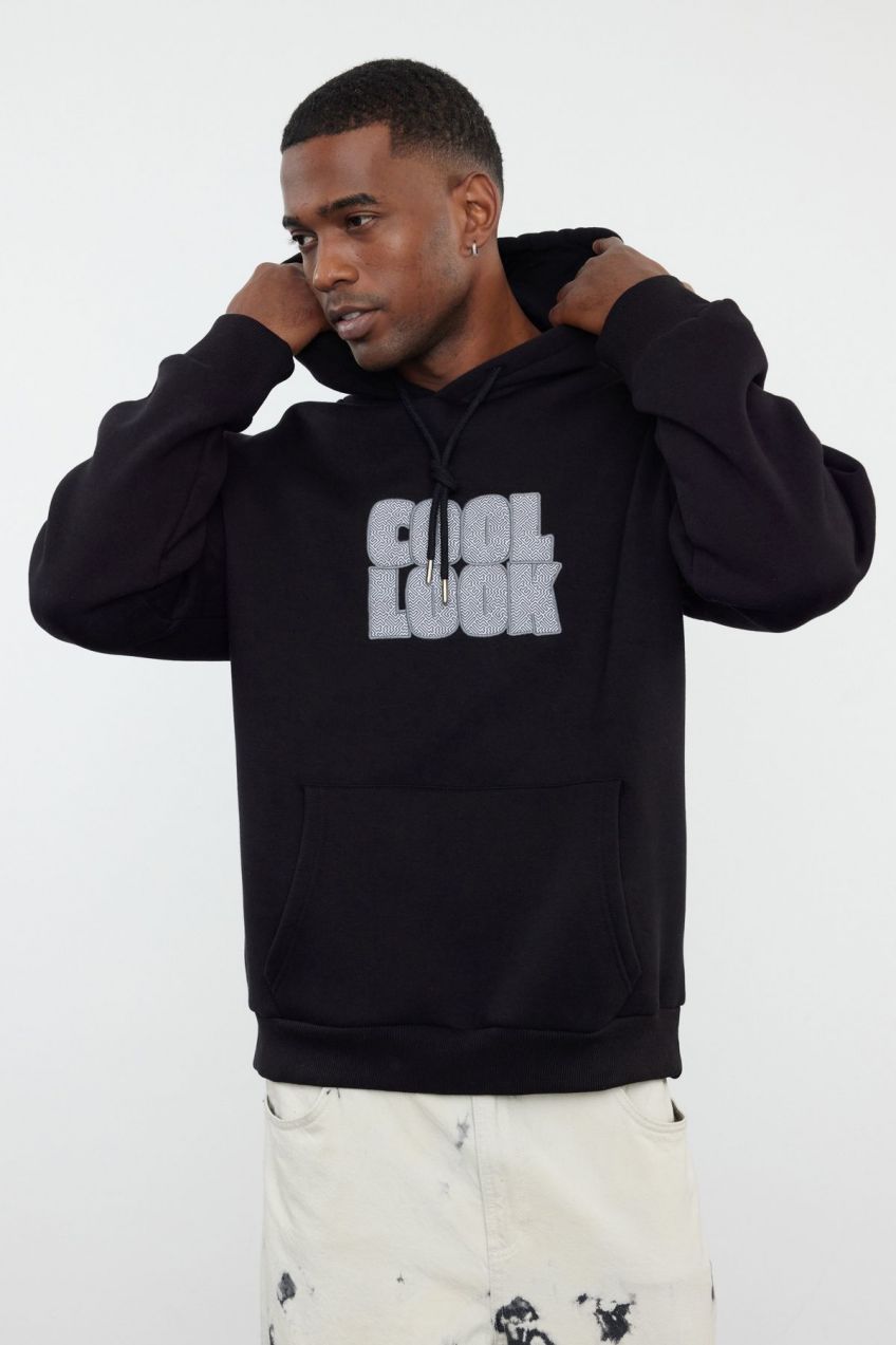 Trendyol Black Oversize/Wide Cut Hooded Fleece/Warm Embroidered Sweatshirt