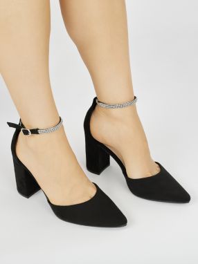 Shelvt Suede black pumps on a heel