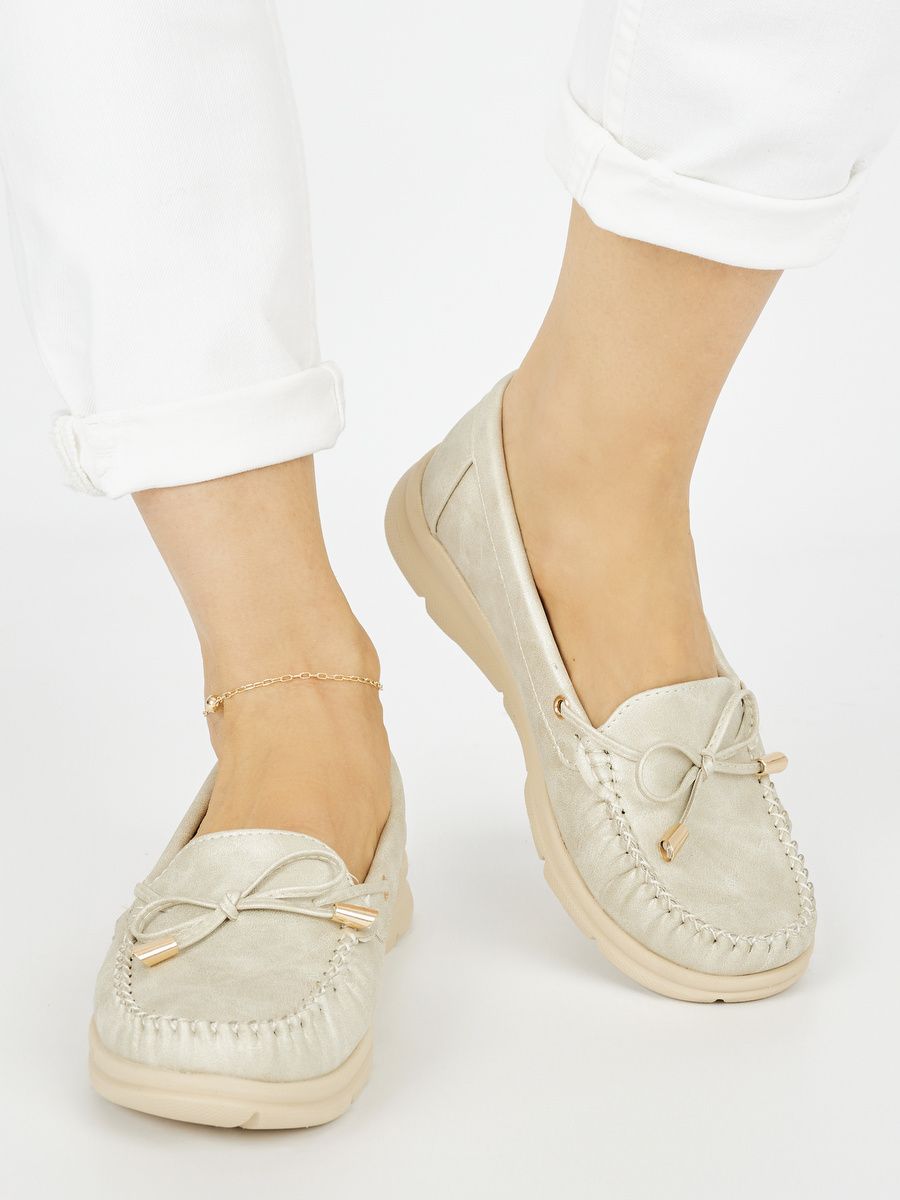 SEASTAR Golden comfortable moccasins made of faux leather