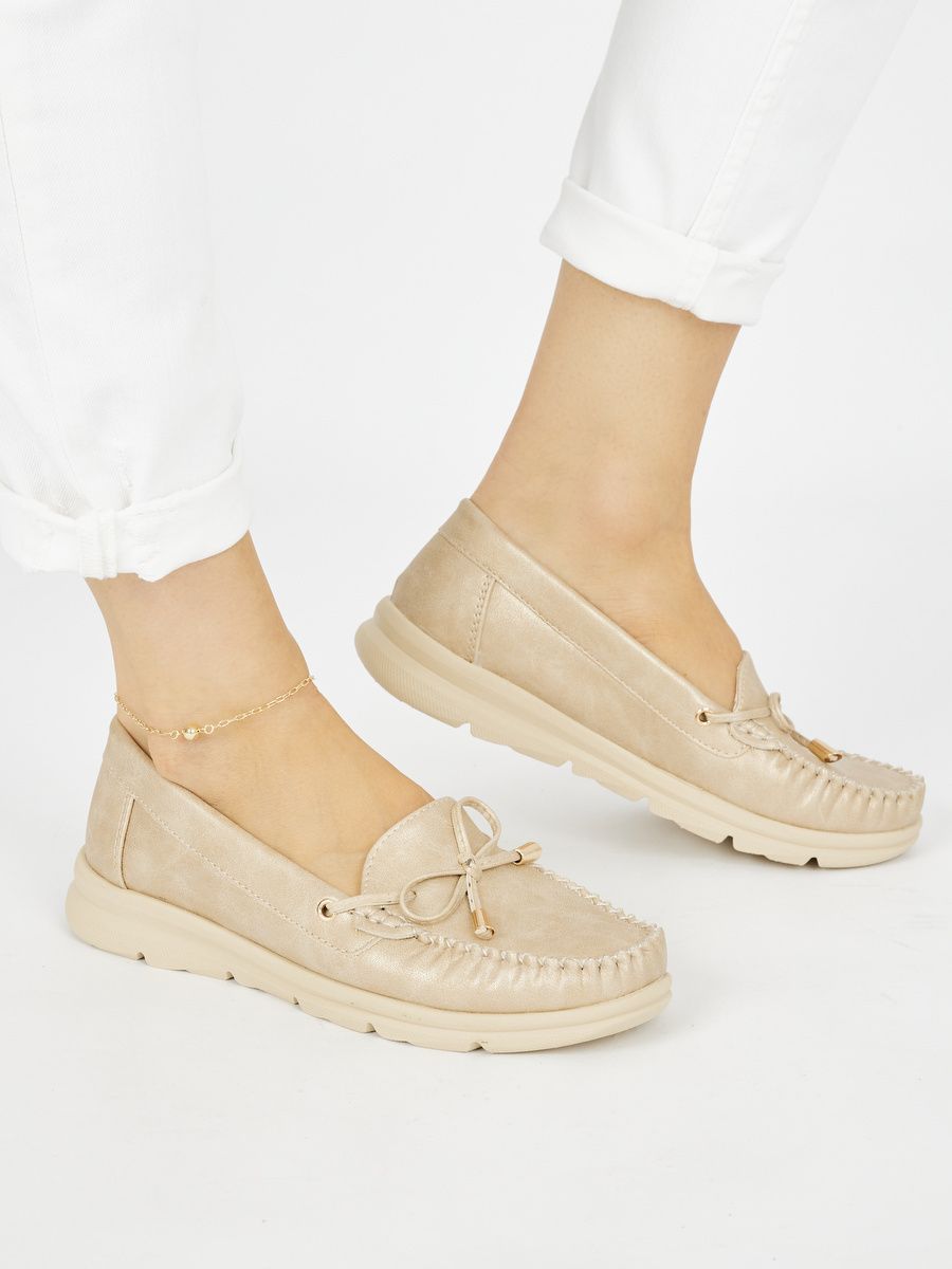SEASTAR Golden comfortable moccasins made of faux leather