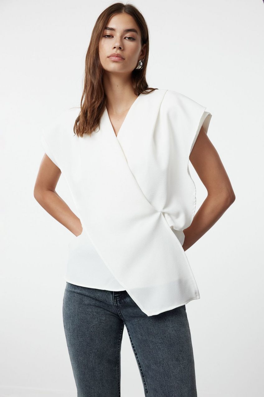 Trendyol Ecru Knot Detailed Woven Blouse
