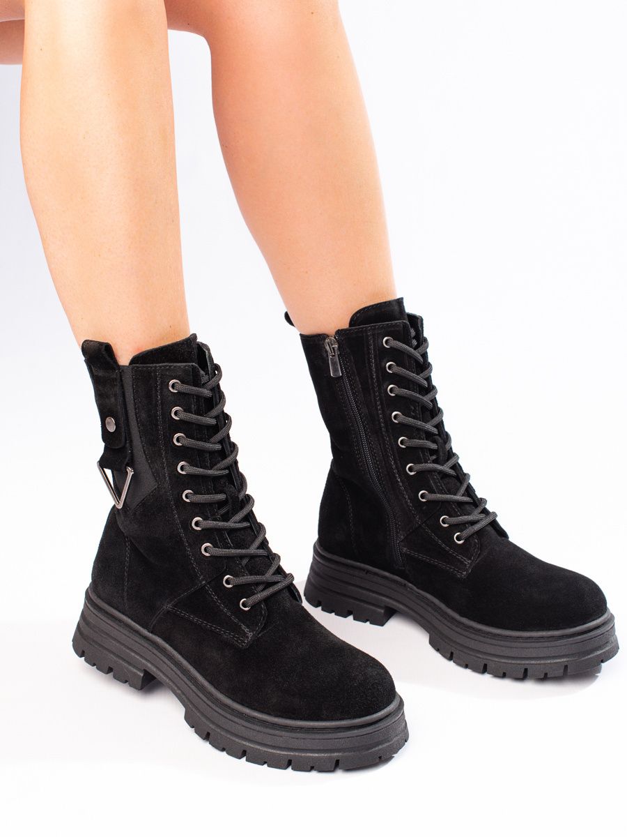 Shelvt women's high trappers made of natural leather