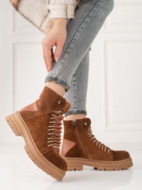 Brown shelovet natural leather trappers