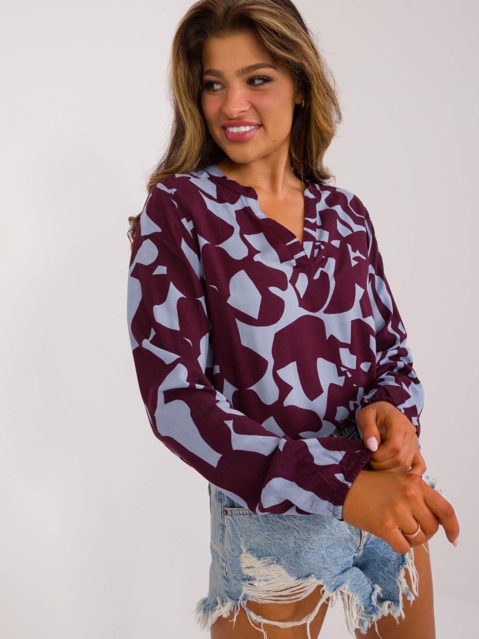 Burgundy patterned blouse with neckline SUBLEVEL