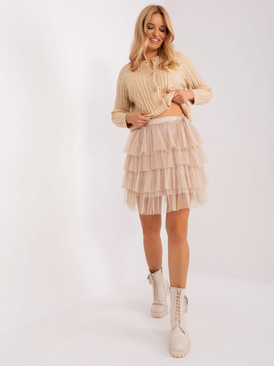 Light mini skirt made of light brown tulle OCH BELLA