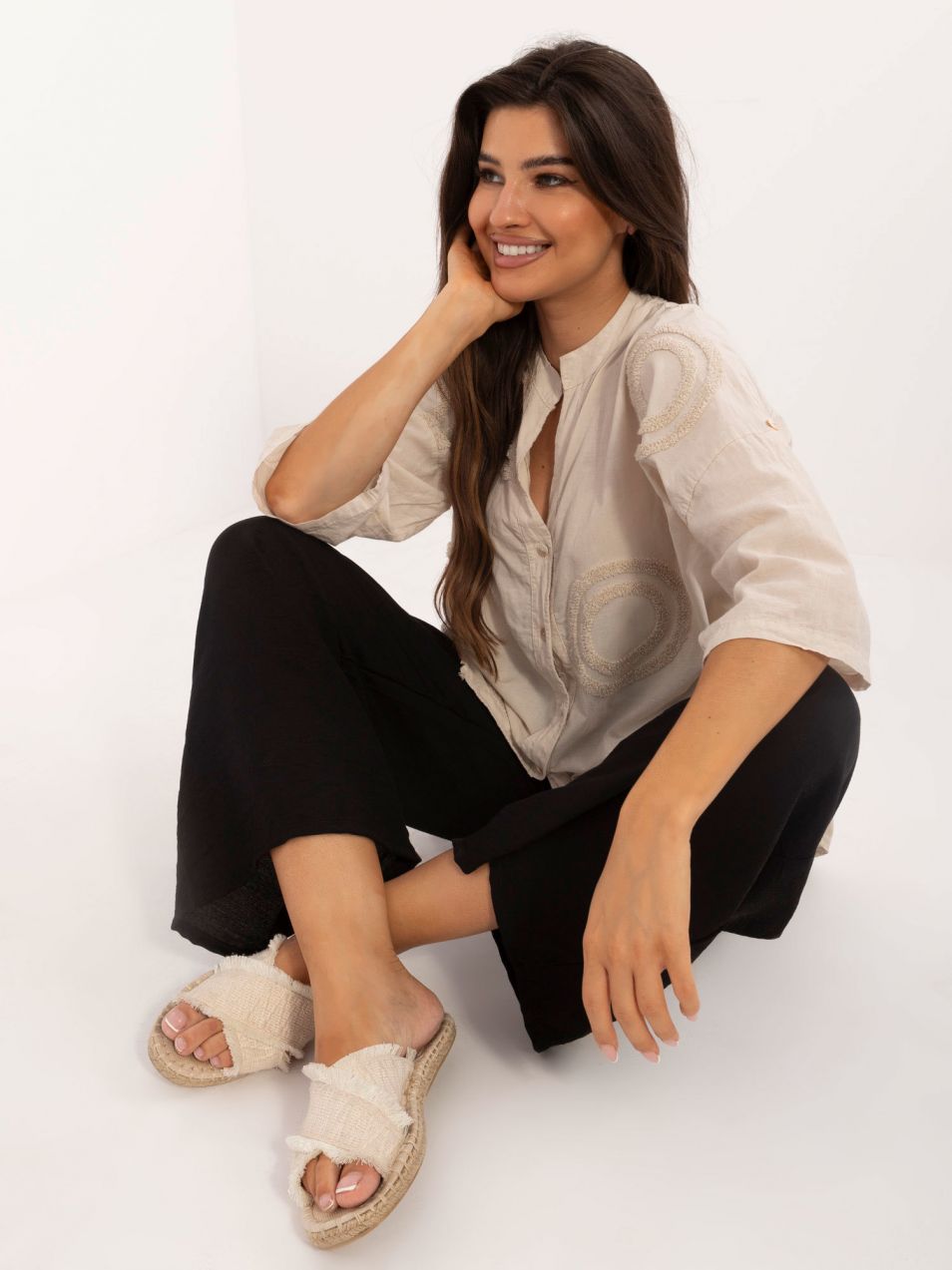 Beige oversize shirt with 3/4 sleeves
