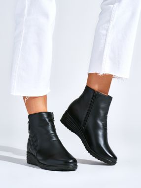 Shelvt Comfortable black wedge boots