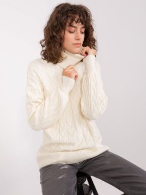 Women's ecru turtleneck with braids