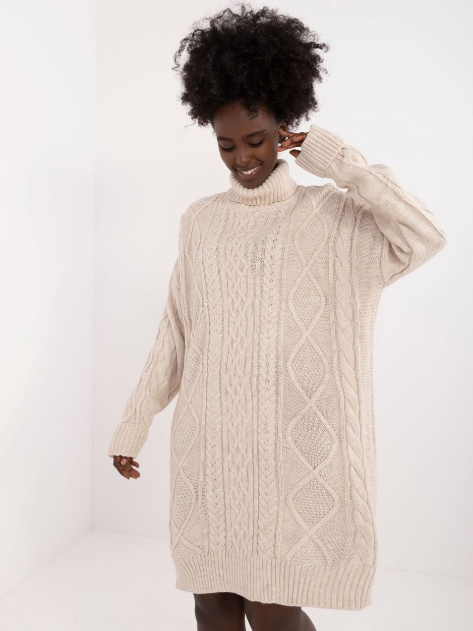 Light beige knitted dress with long sleeves