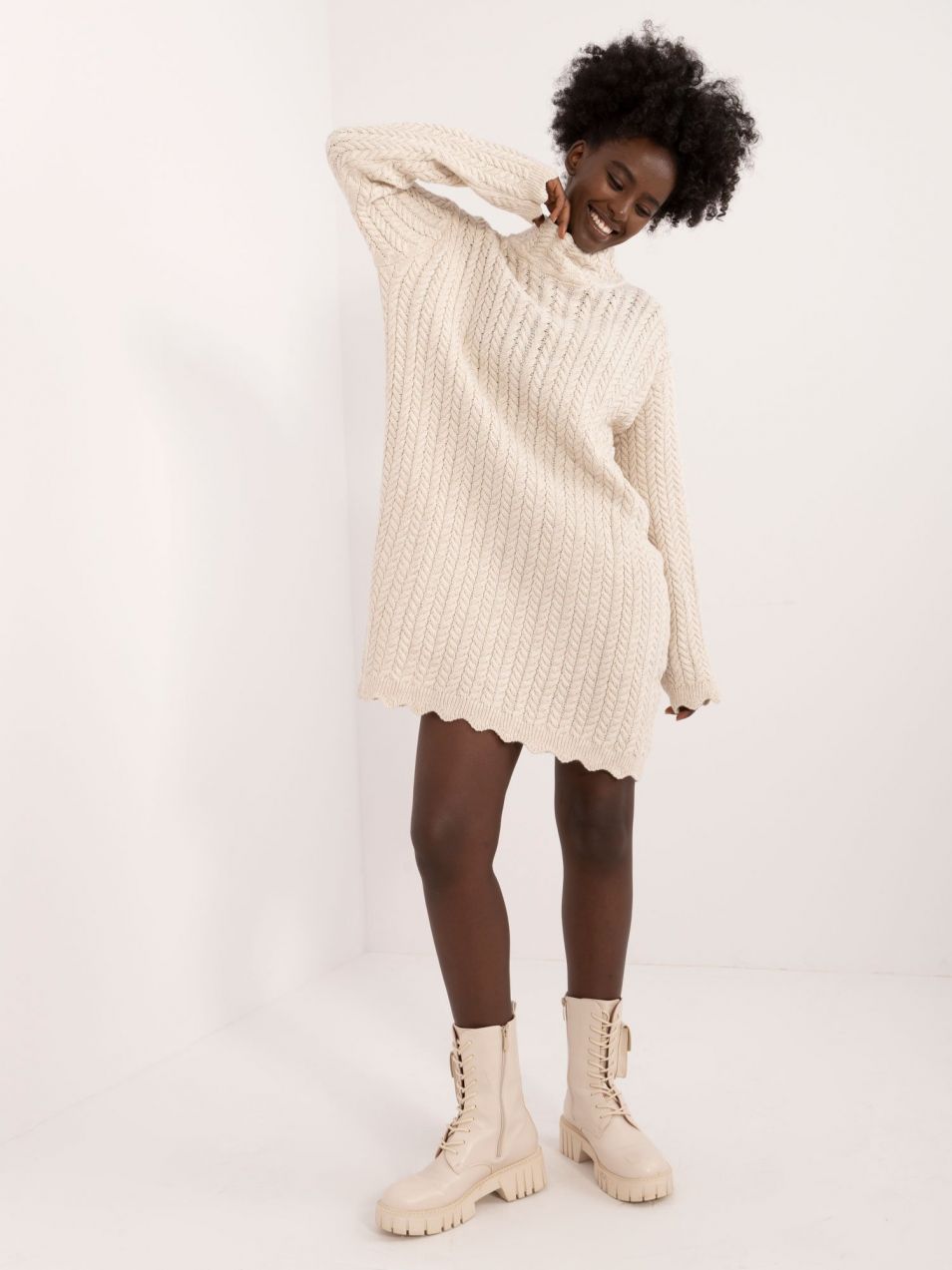 Light beige knitted dress