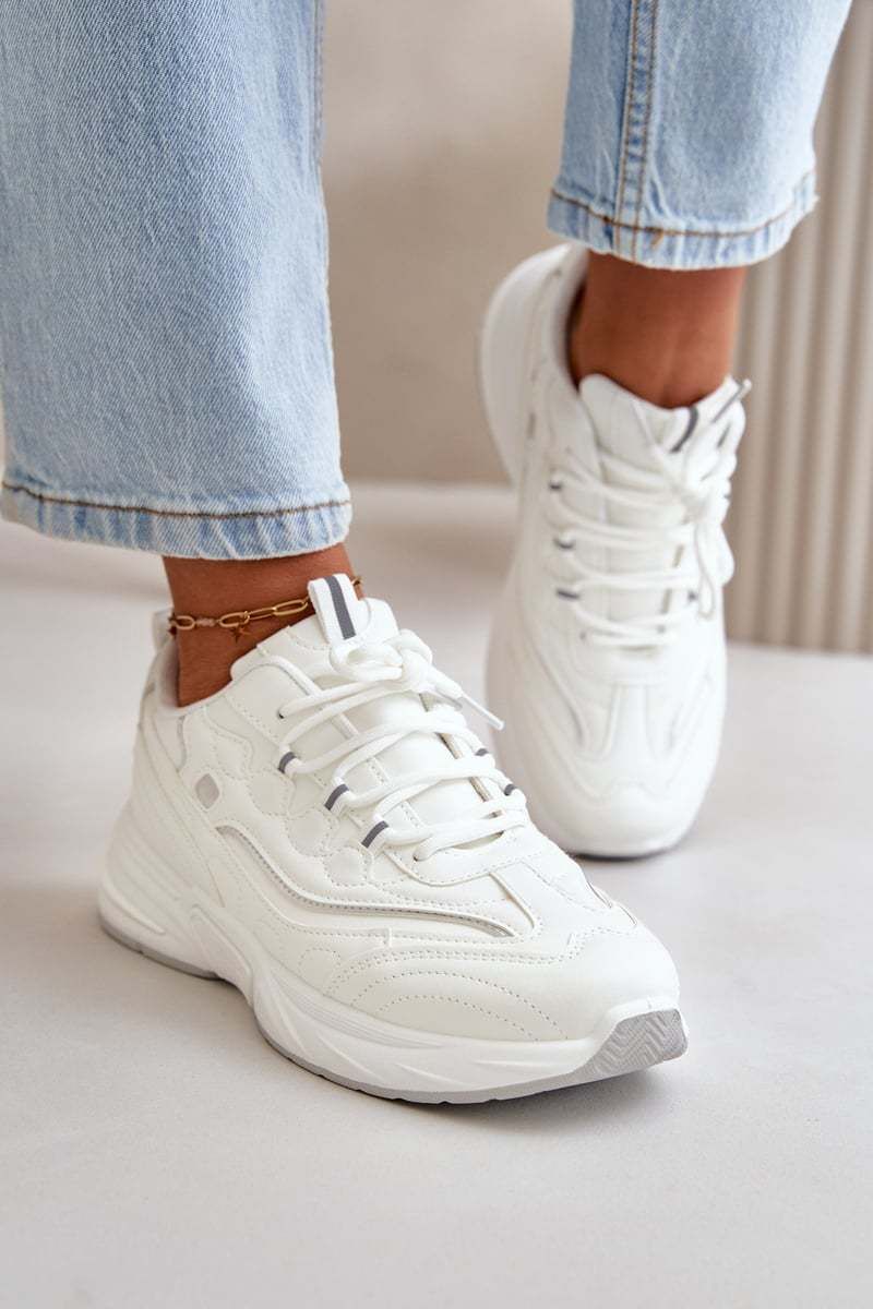 Sporty sneakers made of eco-leather white Verilisse