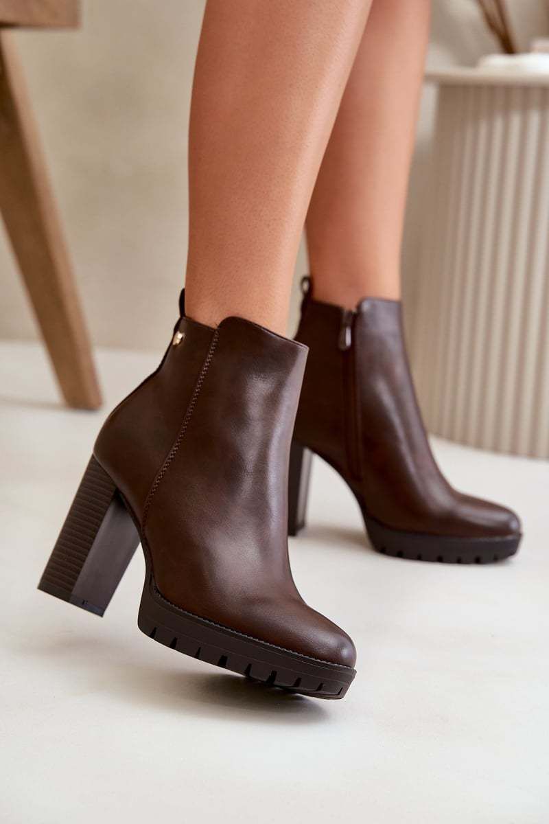 Women's insulated ankle boots with high heel with zip dark brown Bioria