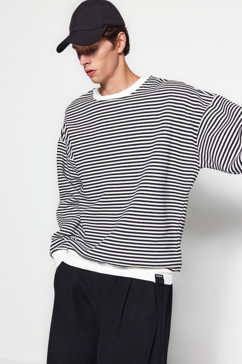 Trendyol Black Oversize/Wide Cut Striped Fleece Inside/Warm Sweatshirt