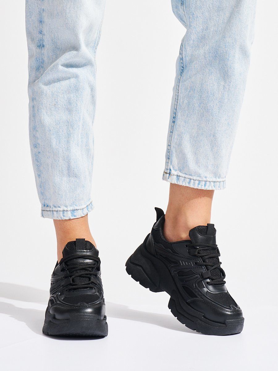 Shelvt Black sneakers with a thick sole