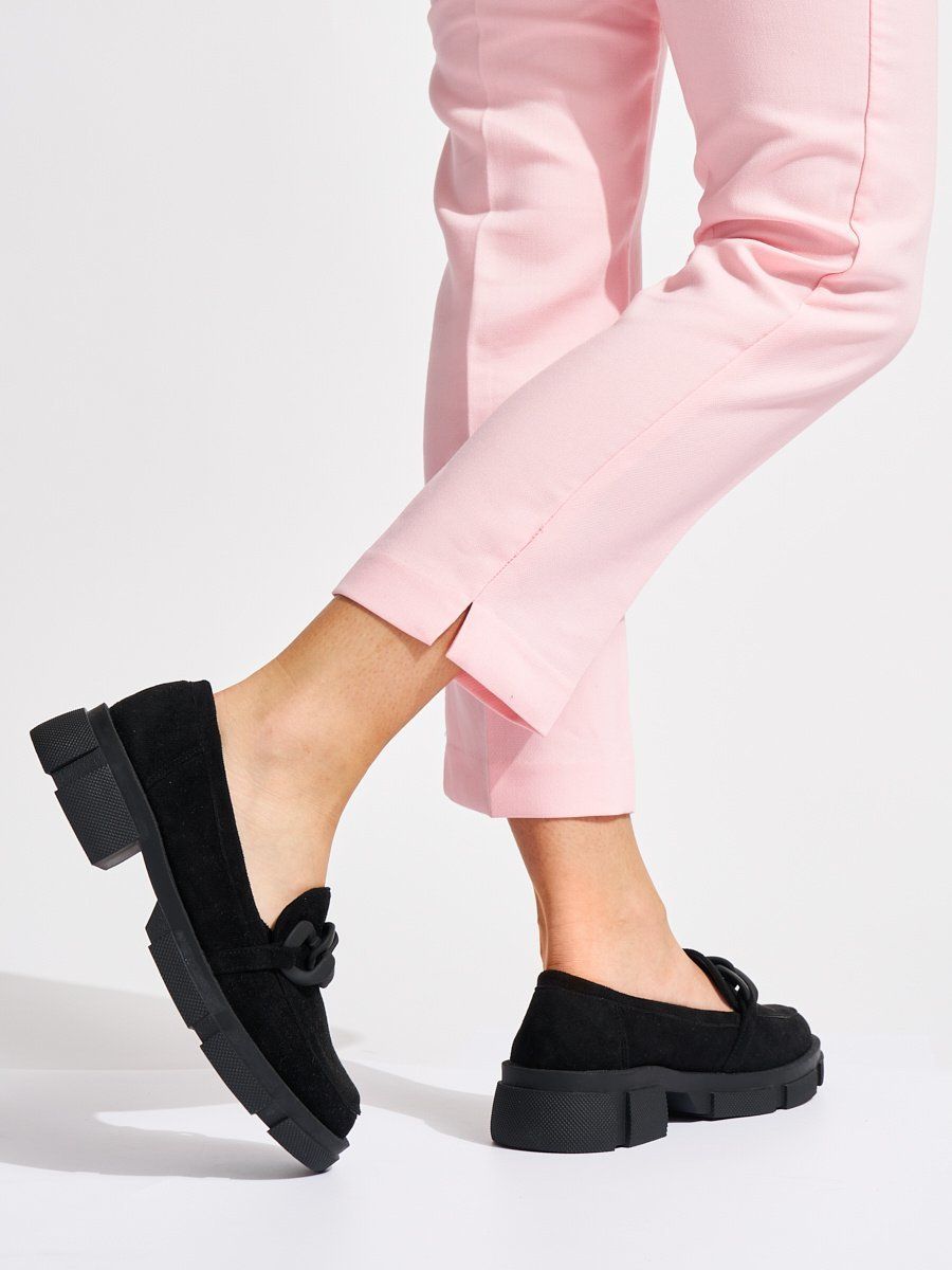 GOODIN Black women's loafers with a decorative chain