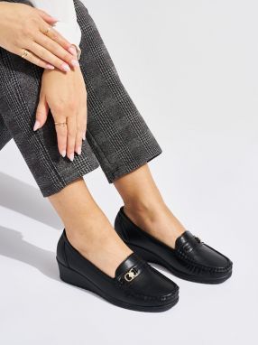 Shelvt Black women's loafers with buckle