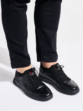 Shelvt Men's black lace-up sports shoes