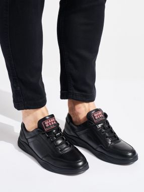 Shelvt Men's black lace-up sports shoes