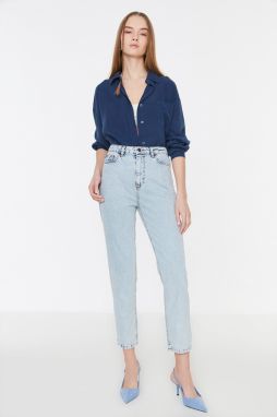 Trendyol ľadovo modré rifle s vysokým pásom a úpravou acid wash, štýl Mom Jeans