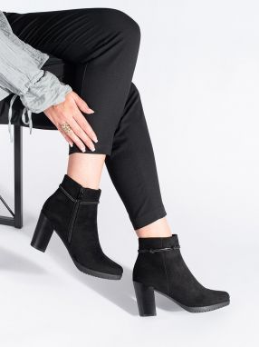 Elegant suede ankle boots on a heel by Sergio Leone