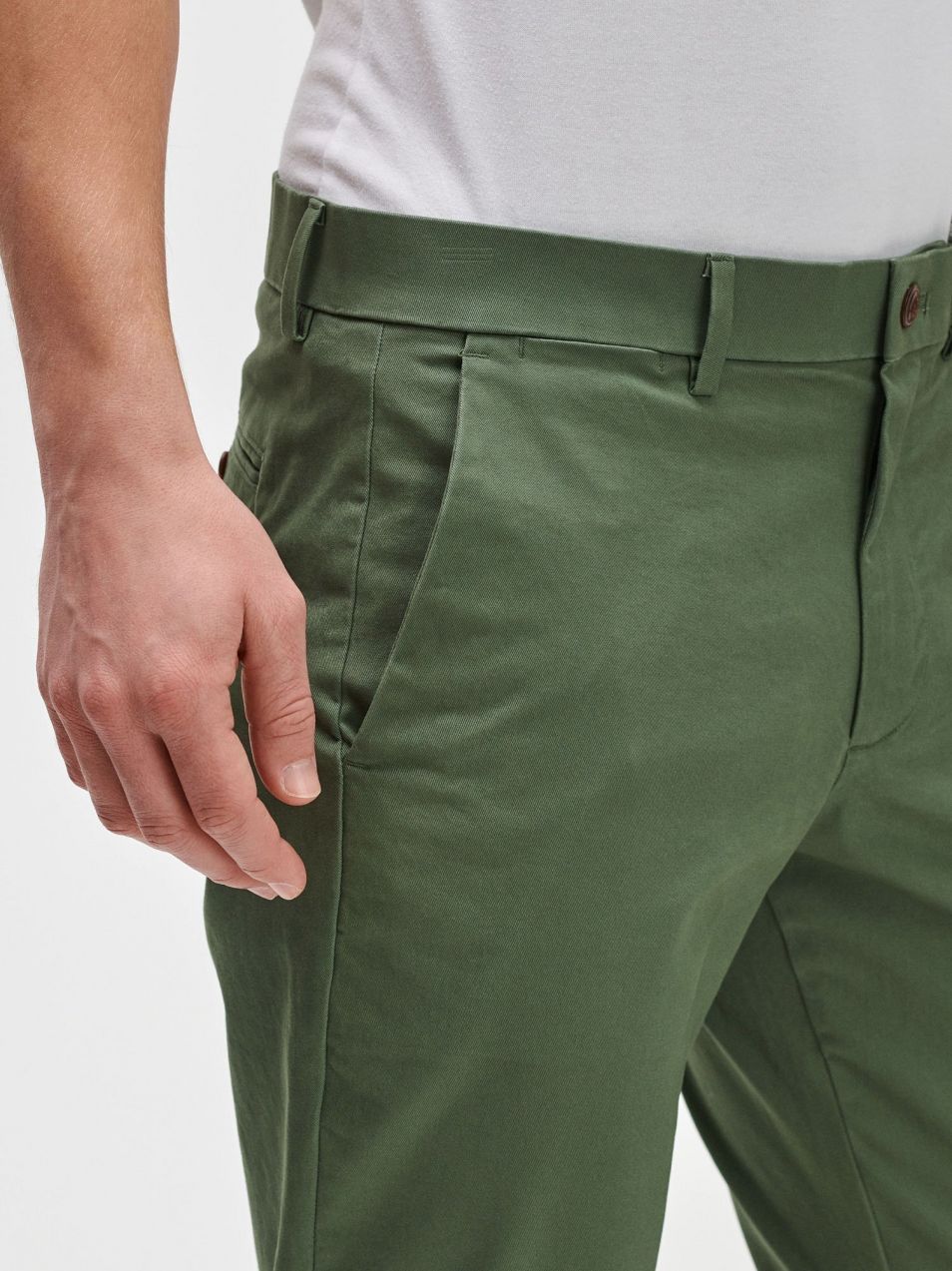 Nohavice modern khakis in straight fit with GapFlex Zelená