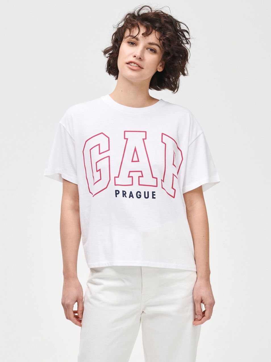 Tričko GAP Logo Prague easy short sleeve tee Biela