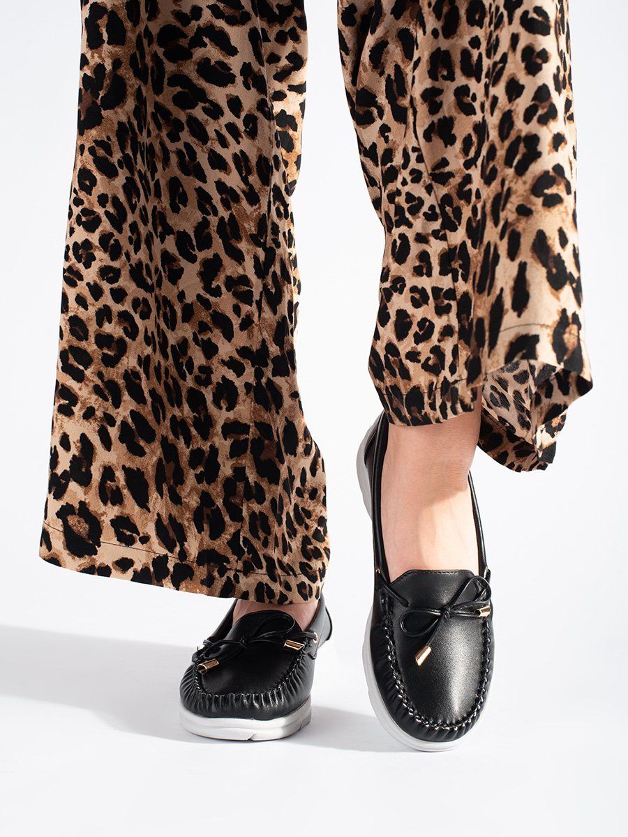 SEASTAR Black loafers on a platform