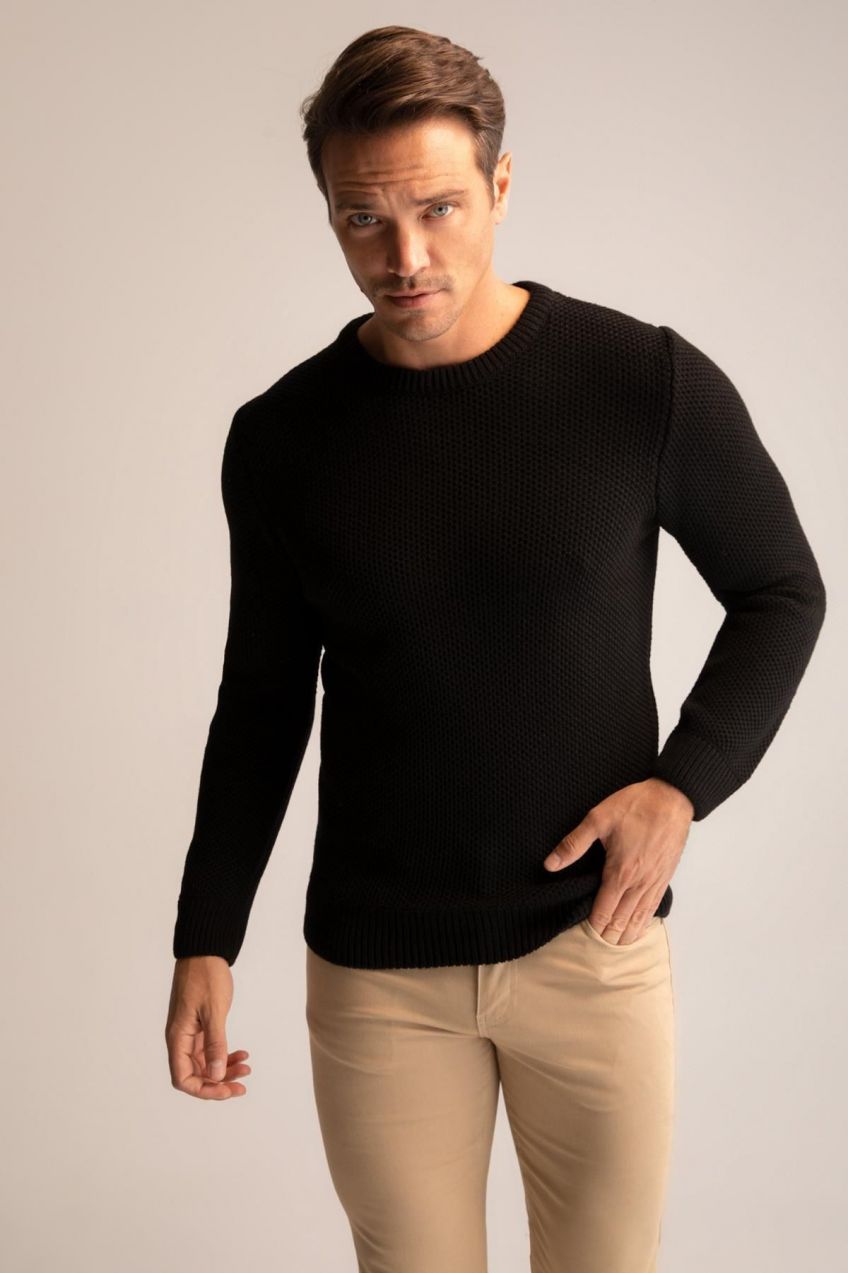 DEFACTO Slim Fit Crew Neck Sweater