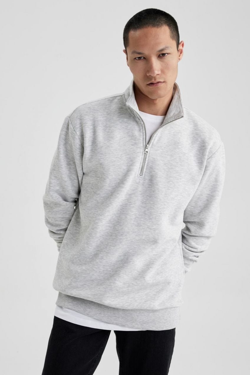DEFACTO Comfort Fit Half Zipper Stand Collar Sweatshirt