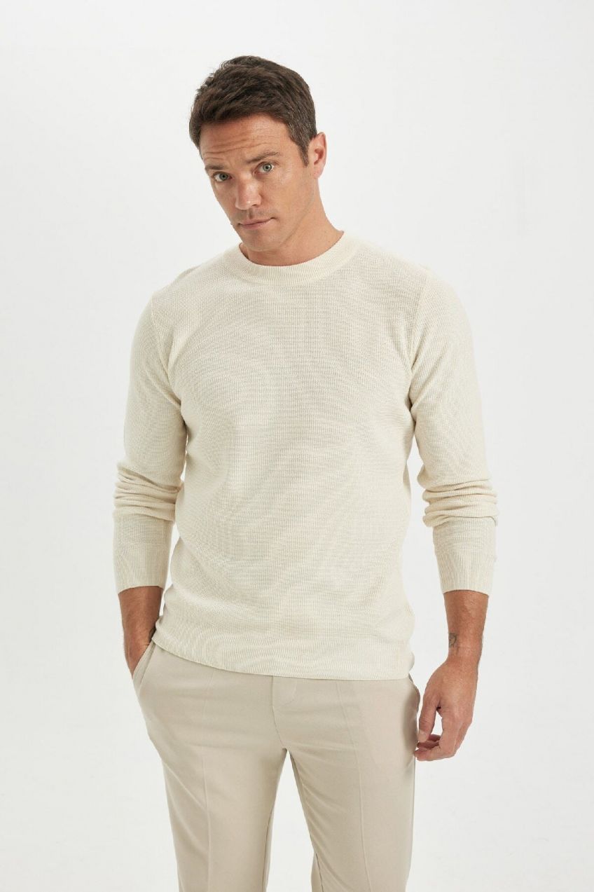 DEFACTO Standard Fit Crew Neck Sweater