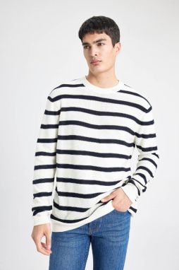 DEFACTO Standard Fit Crew Neck Striped Sweater