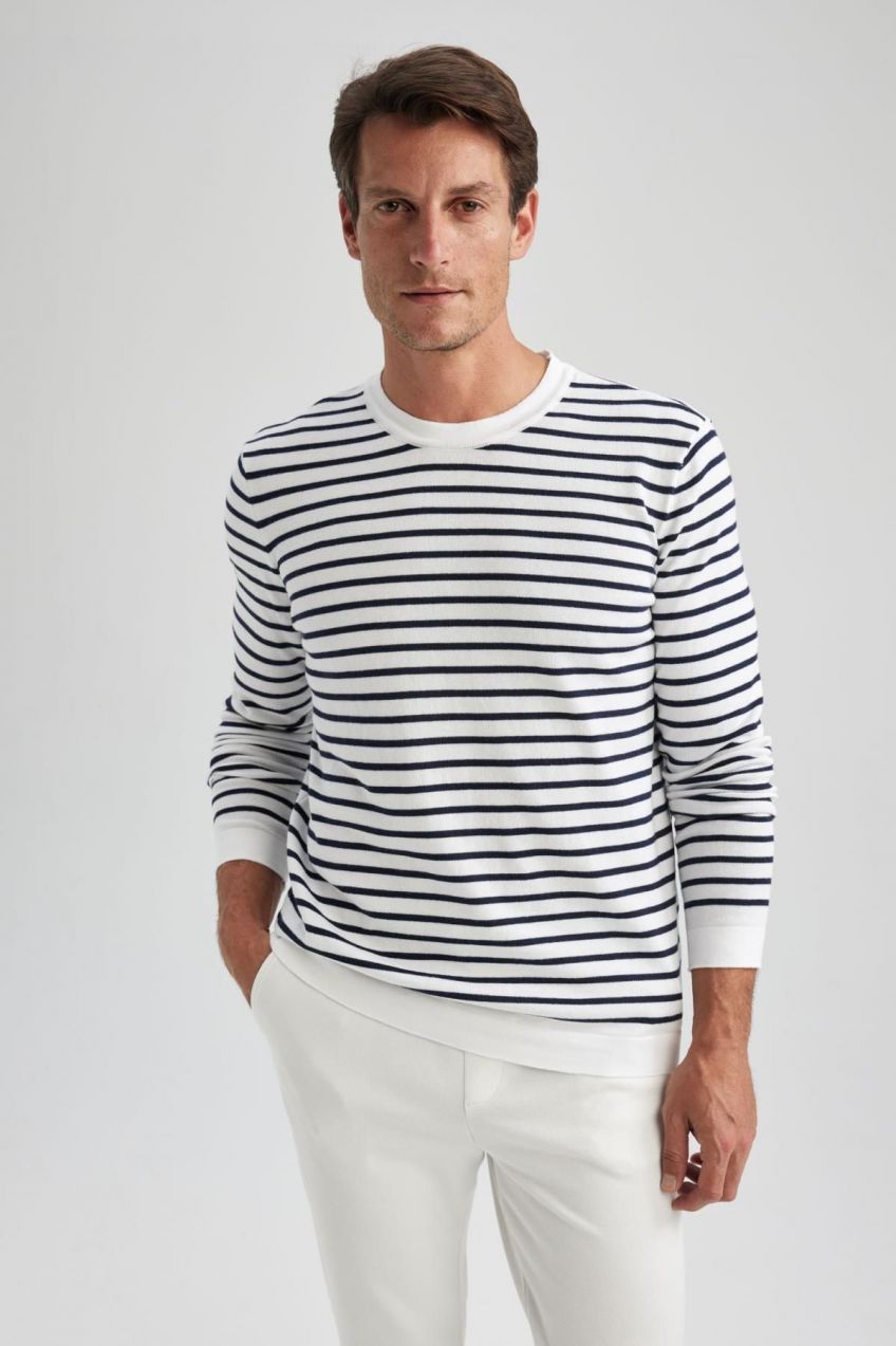 DEFACTO Standard Fit Striped Crew Neck Sweater