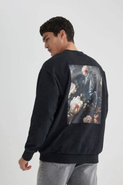 DEFACTO Oversize Fit Crew Neck Sweatshirt